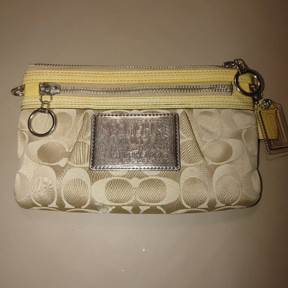 Coach Signature Logo Poppy Beige Yellow Crossbody Wristlet Purse Convertible - Picture 3 of 12